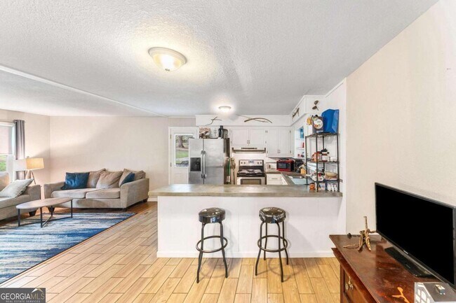 Photo - 577 Athens St