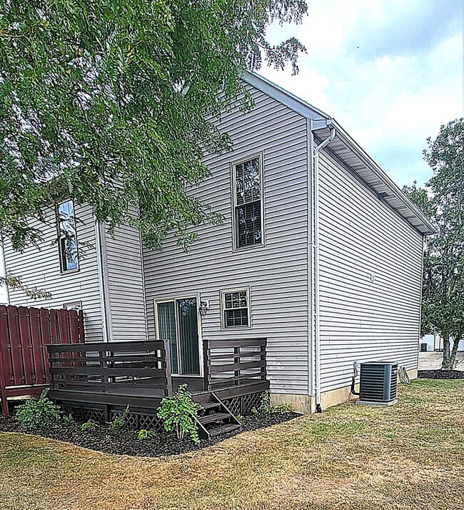 Photo - 6525 Blossomwood Cir NE