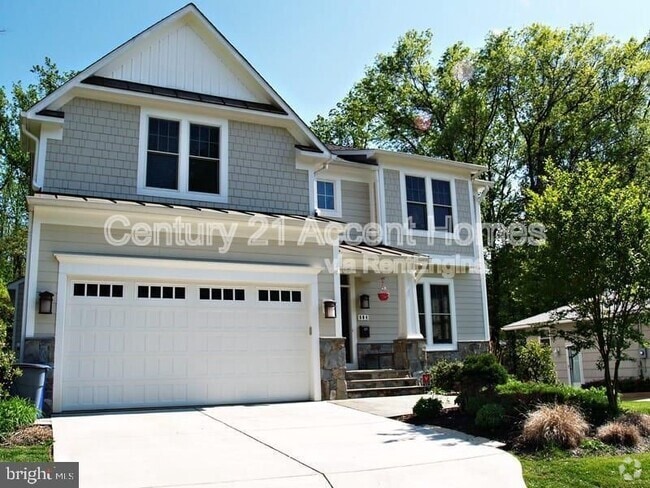 Building Photo - 604 Kingsley Rd SW Rental