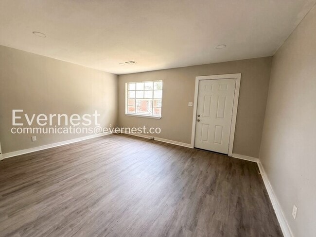 Photo - 1000 4th Ave W Unidad 4