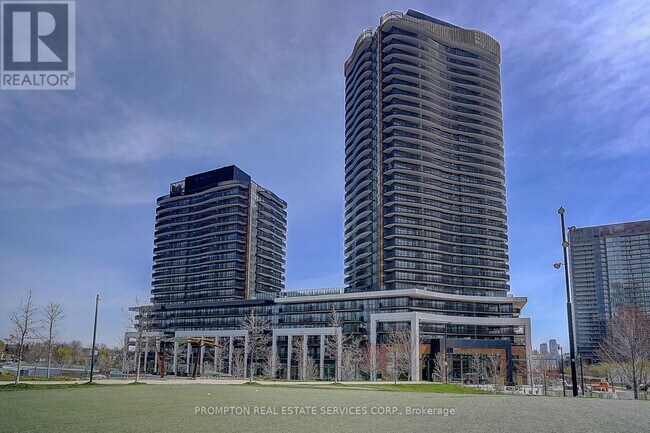 Photo - 18 Esther Shiner Blvd Unit 209