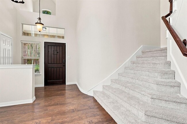 Photo - 1908 Hopkins Dr