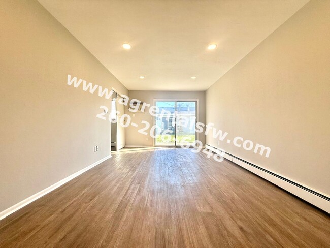 Photo - 1420 Green Rd Unit 1420 Green Rd #2