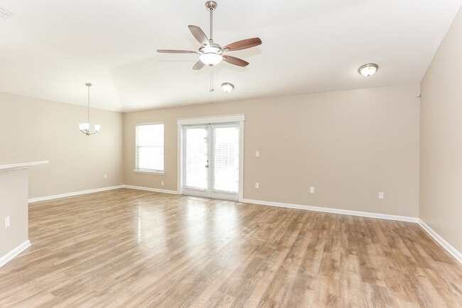 Photo - 2836 Cross Creek Dr