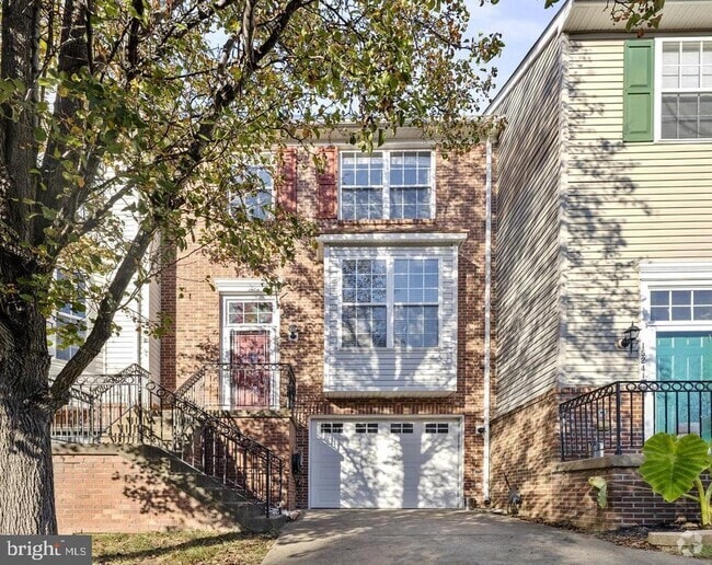 Building Photo - 15239 Brazil Cir Rental