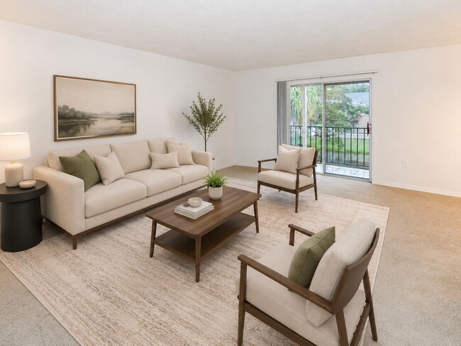 Reserve at Lake Pointe Apartments and Townhomes