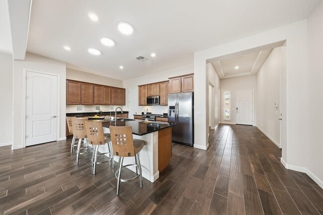 Building Photo - 4897 N 207th Ln