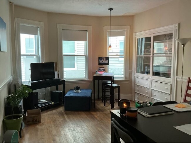 Photo - 75 Aldie St Unit 2