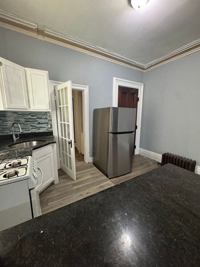 Photo - 2156 5th Ave Unit Apt 1