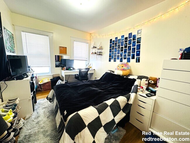 28 Cherry St Unit 1