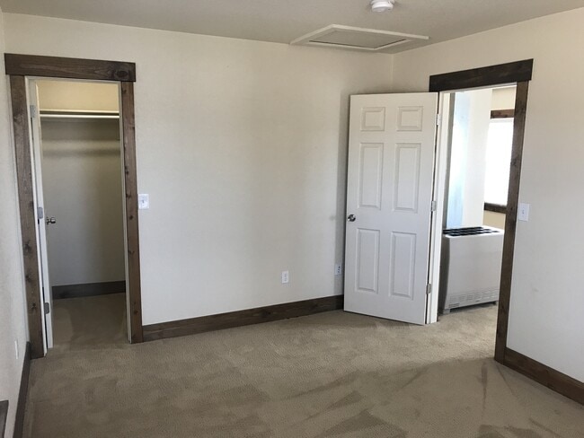 Photo - Charming remodeled 1 bedroom home in Windsor