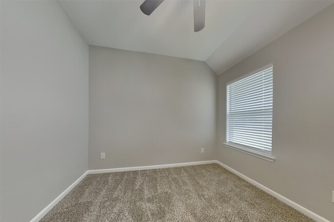 Building Photo - 22447 Stamford Brook Ct