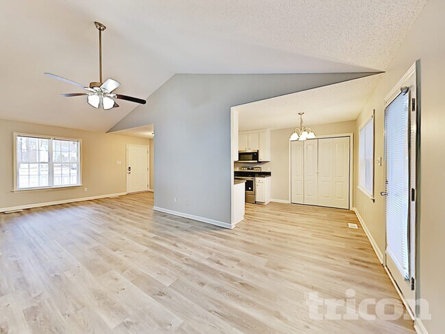 Photo - 119 Cambridge Elm Dr