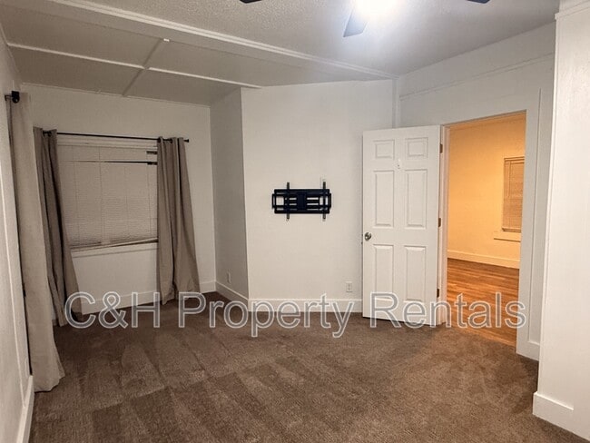 Photo - 631 Miles Ave