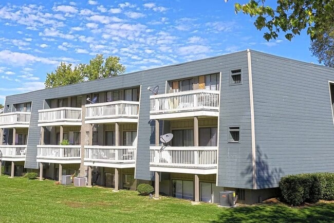 Photo - Compass Vista