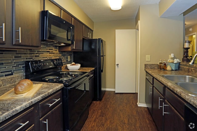 Photo - The Oakley at Hillcrest