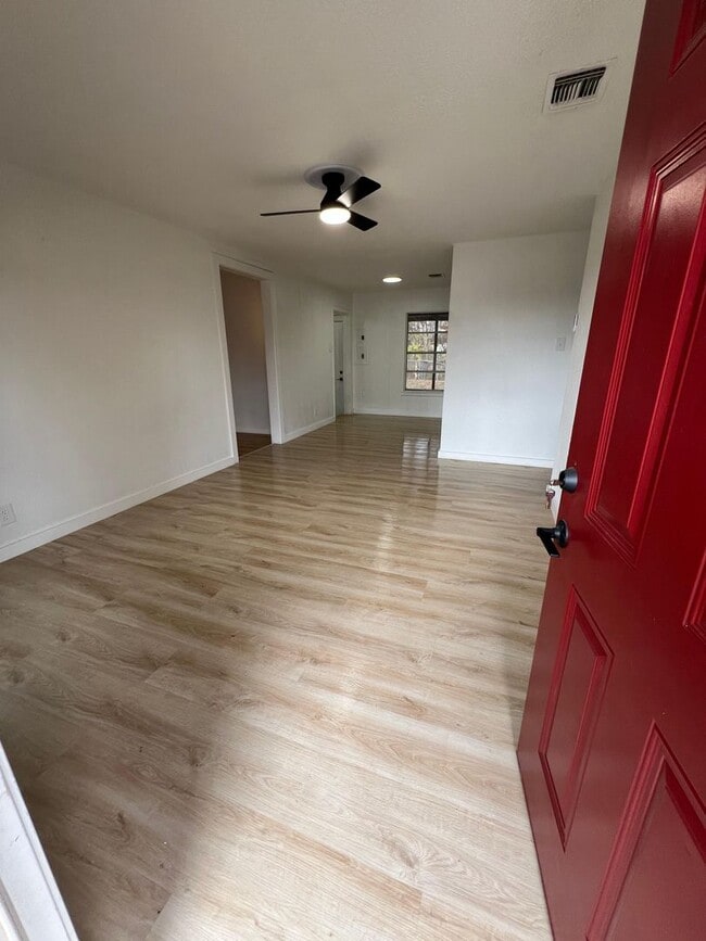 Photo - BEAUTIFUL HOME IN SAN ANTONIO TX. MOVE IN READY!.