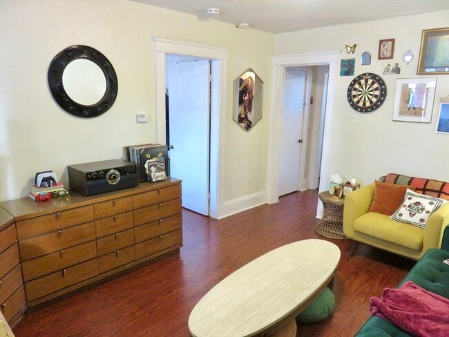 Photo - 43 Rich St Unit B