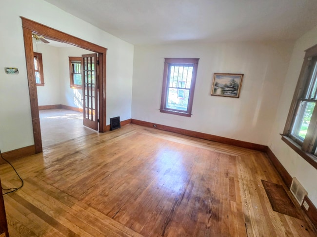 Photo - 1907 N Oakley St Apartamento Unidad Upper