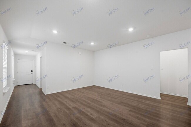 Photo - 3519 Mildren Bnd