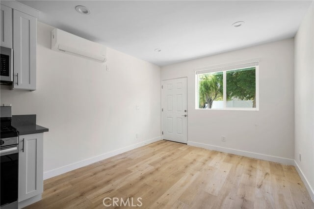 Photo - 6851 De Celis Pl