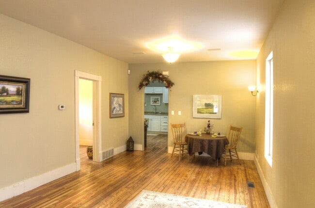 Photo - 426 E Bijou St