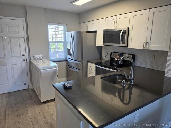 Photo - 2106 S Cypress Bend Dr Unit 510