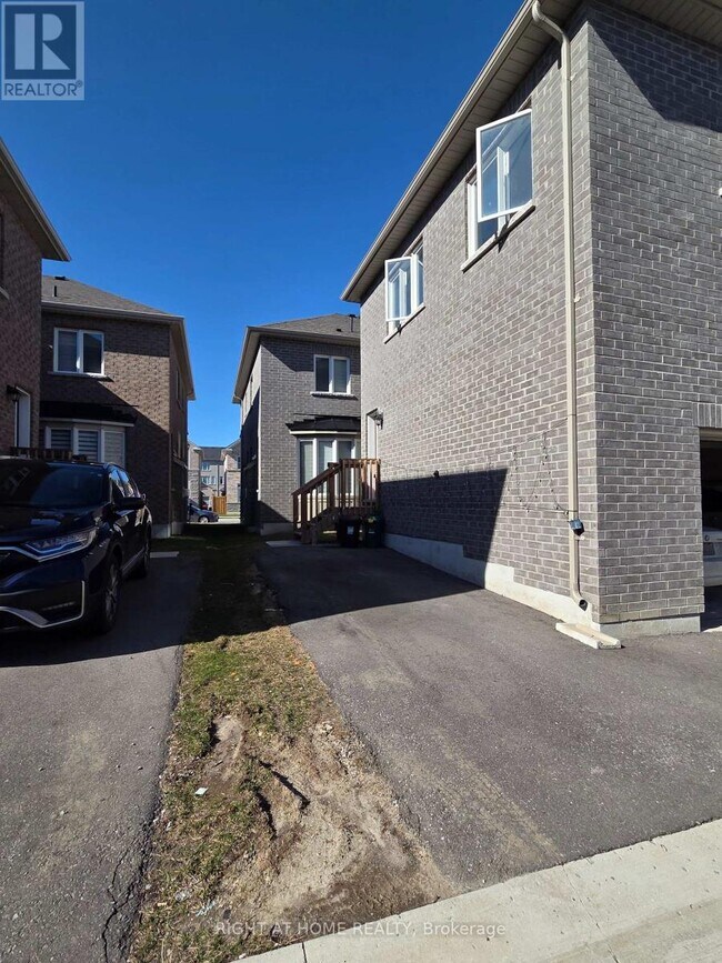Photo - 9 Waterleaf Rd