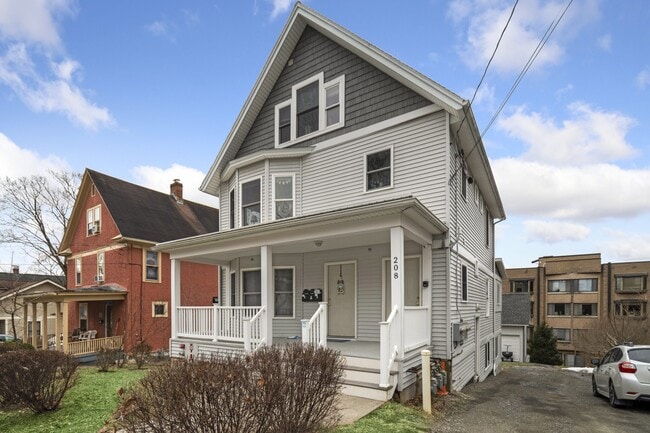 208 Delaware Ave Unidad 208 Delaware Ave