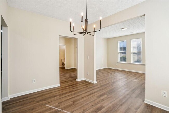 Photo - 4593 Parkway Cir Casa