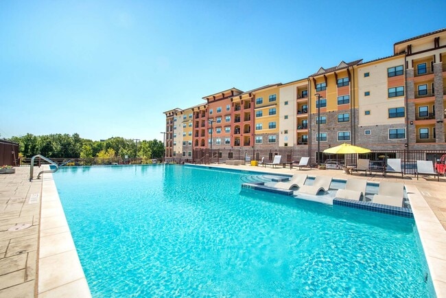 Lakeview Apartments