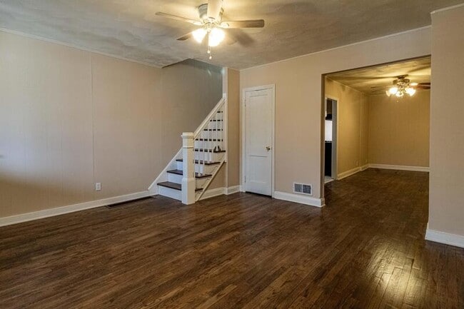 Photo - 732 Old Riverside Rd