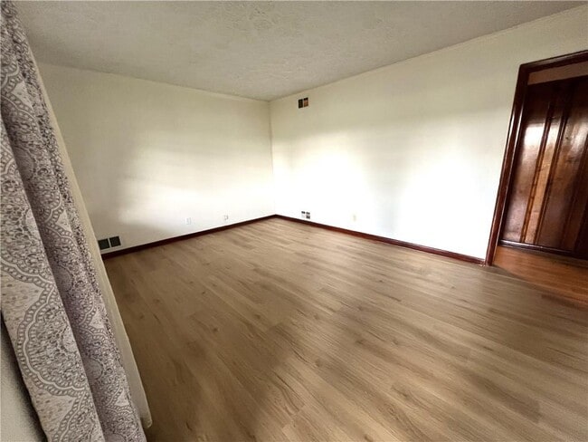 Photo - 2167 Wallingford Dr