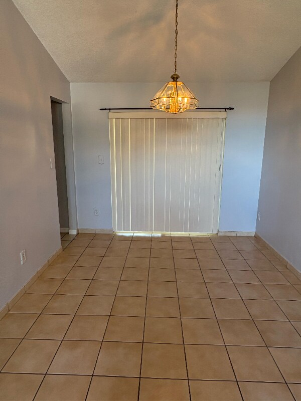 Photo - 4816 Miranda Cir