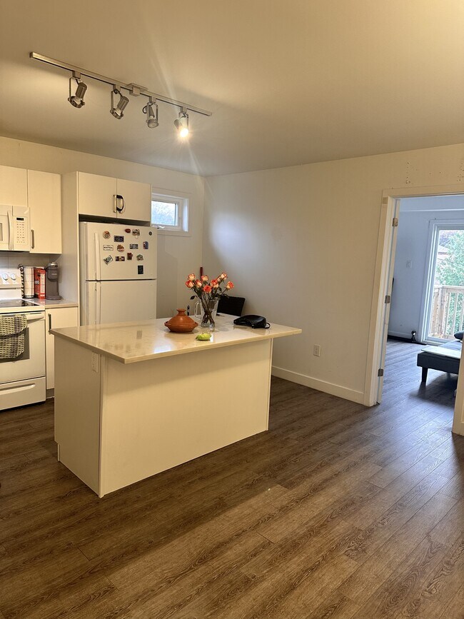 Photo - 1018 Maitland Ave Unit B