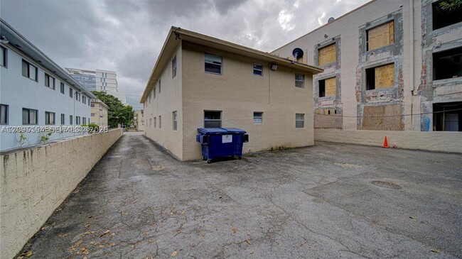 427 SW 6th St Unidad 2