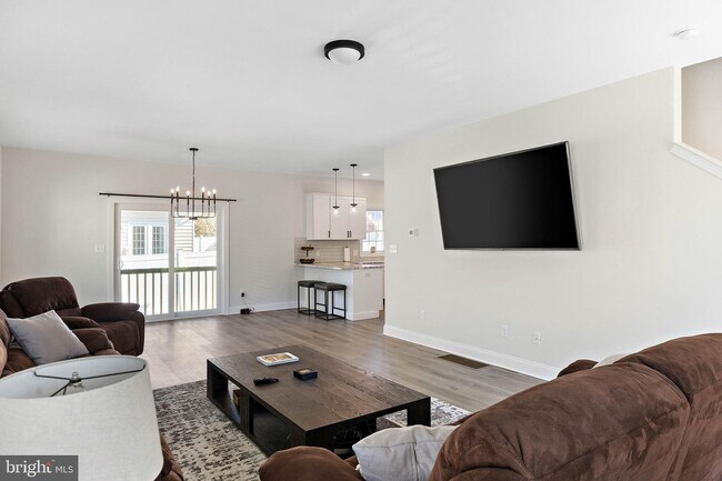 Photo - 1703 Beech St