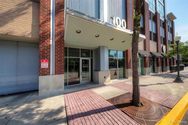 Building Photo - 100 W Fifth St Unit 610 Rental
