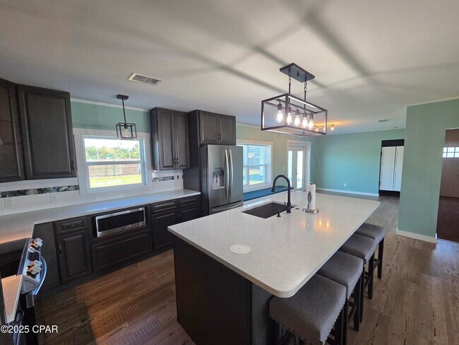 Photo - 5253 Collins Dr