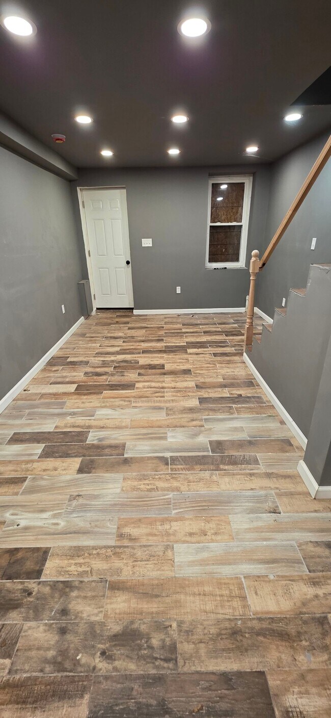 Photo - 120 S Carlton St