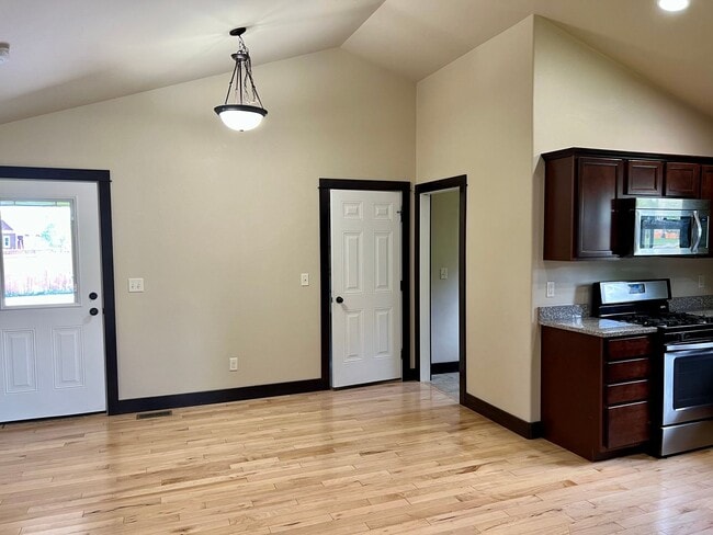 Photo - 3 Bed 2 Bath home in Bozeman