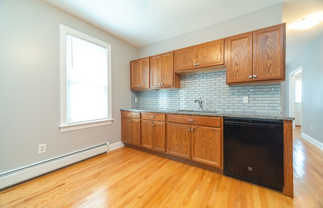 362 Soundview Ave Unit 1