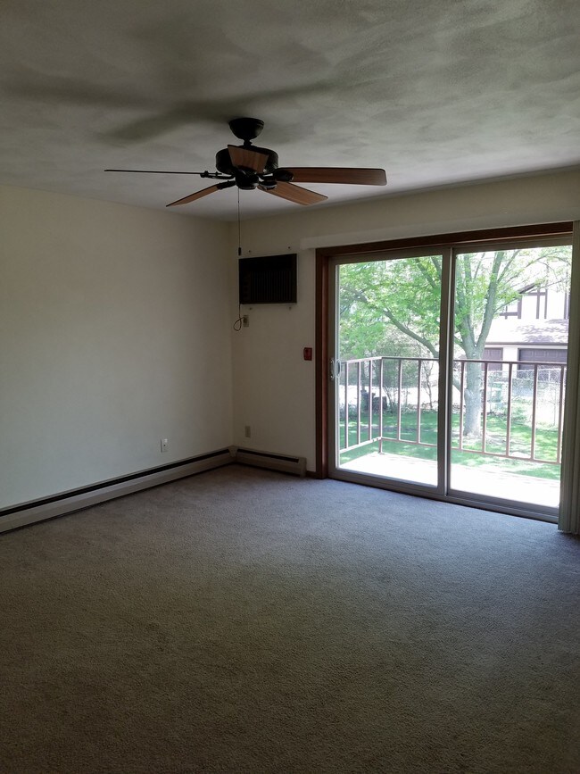 Photo - 65 Sunfish Ct