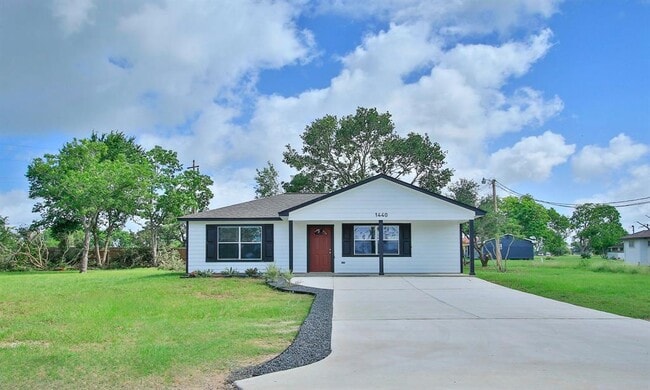 Photo - 1440 Shepard St Casa