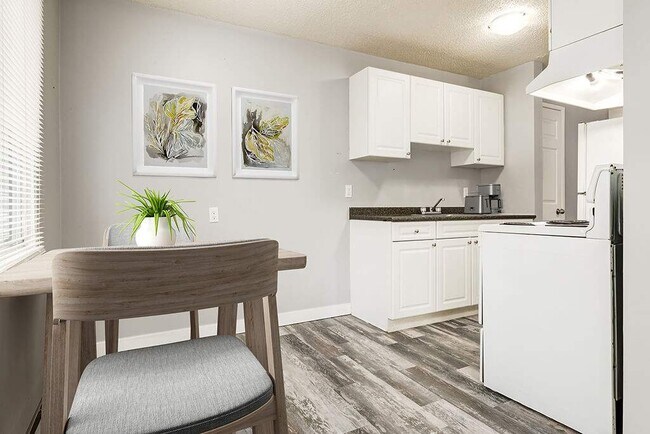 Photo - Madison Arms