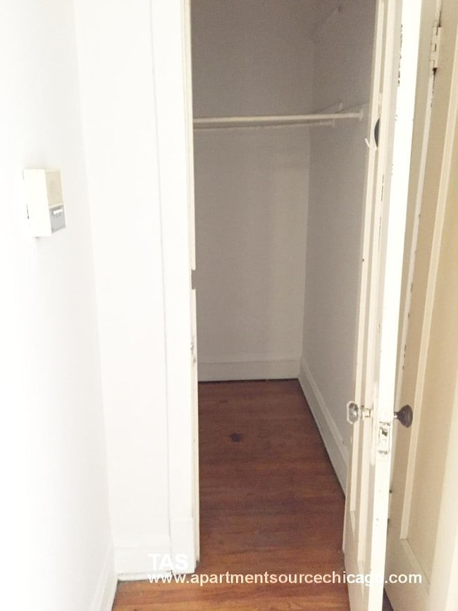 Photo - 636.5 W Arlington Pl Unit 50
