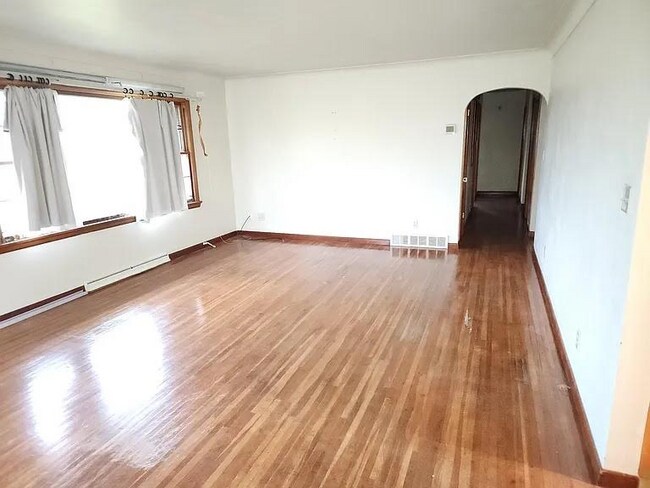 Photo - 4720 McClain Rd