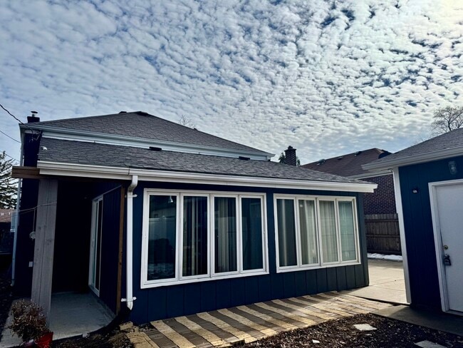 Photo - 216 Burton Ave