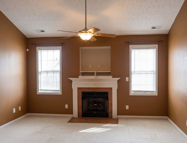 Photo - 1241 Mingary Ave