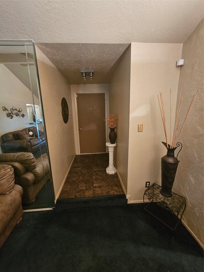 Photo - 15206 Flamingo Park